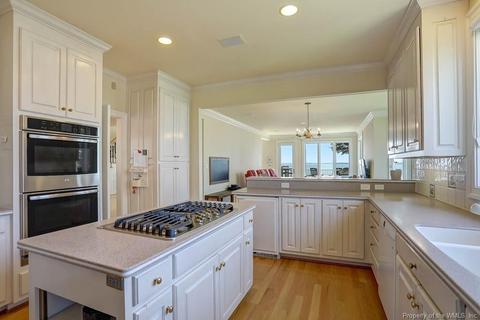 113 Rivers Edge, Williamsburg, VA 23185 photo 16