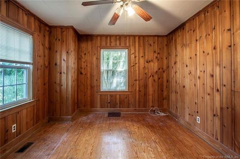 308 Cherokee Rd, Hampton, VA 23661 photo 12