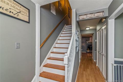115 Parkway Dr, Hampton, VA 23669 photo 3