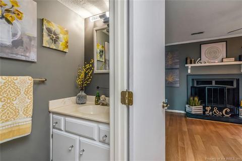 115 Parkway Dr, Hampton, VA 23669 photo 12