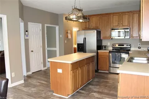 16 David Dr, Hampton, VA 23666 photo 8