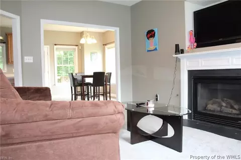 16 David Dr, Hampton, VA 23666 photo 2