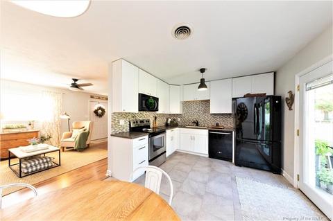 28 Nathan St, Hampton, VA 23669 photo 3