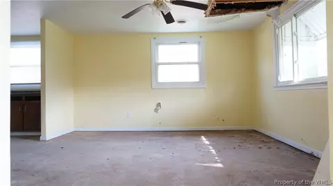 2002 Newton Rd, Hampton, VA 23663 photo 12