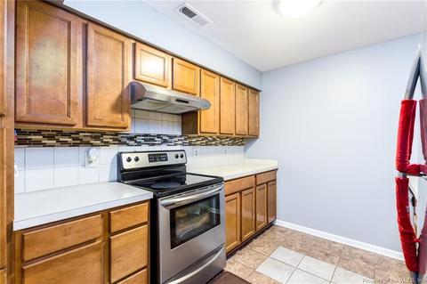 1878 Olde Buckingham Rd, Hampton, VA 23669 photo 8