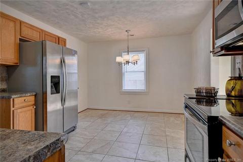 47 Laurel Dr, Hampton, VA 23669 photo 16