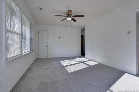 47 Laurel Dr, Hampton, VA 23669 photo 6