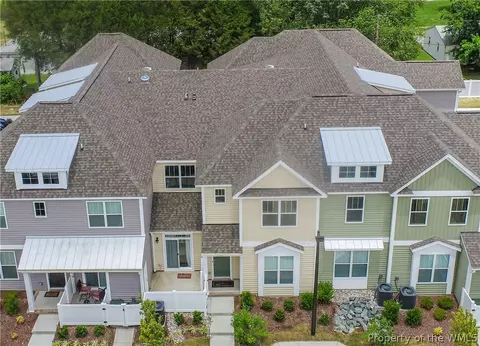 410 Fishers Ct, Hampton, VA 23666 photo 1