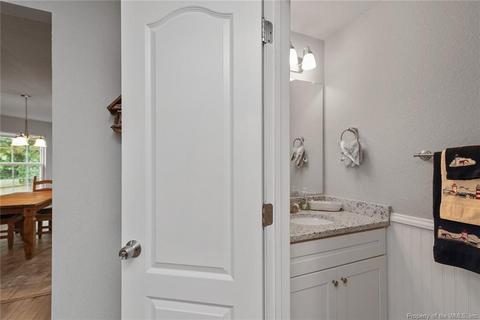 11 Bland St, Hampton, VA 23669 photo 13