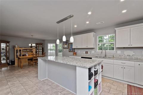 11 Bland St, Hampton, VA 23669 photo 8