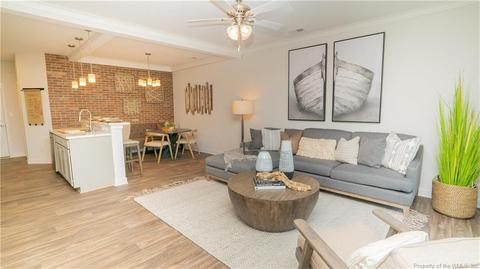 908 Celia Ct, Hampton, VA 23601 photo 2