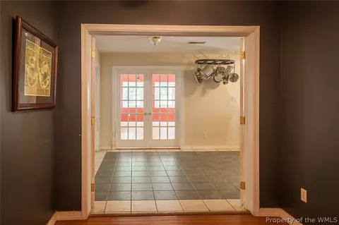 1086 Wilkins Dr, Williamsburg, VA 23185 photo 7