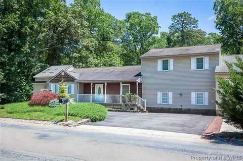 1086 Wilkins Dr, Williamsburg, VA 23185 photo 2