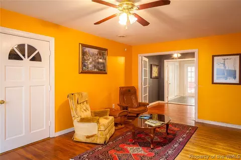 1086 Wilkins Dr, Williamsburg, VA 23185 photo 4