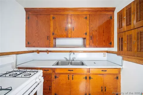 506 Chapel St, Hampton, VA 23669 photo 12