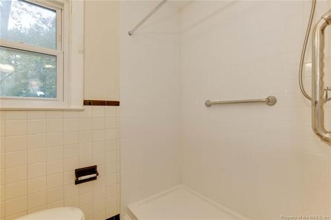 137 Saunders Rd, Hampton, VA 23666 photo 28