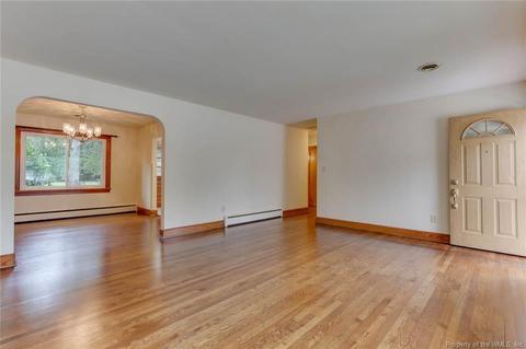 137 Saunders Rd, Hampton, VA 23666 photo 8