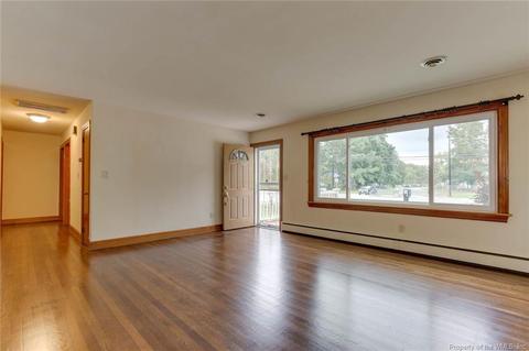 137 Saunders Rd, Hampton, VA 23666 photo 9