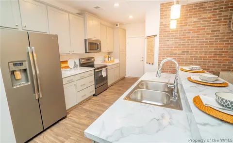 1106 Celia Ct, Hampton, VA 23601 photo 8