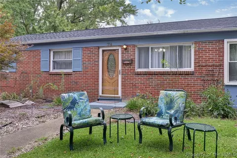 1714 Rozzelle Rd, Hampton, VA 23663 photo 2