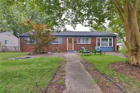 1714 Rozzelle Rd, Hampton, VA 23663 photo 1