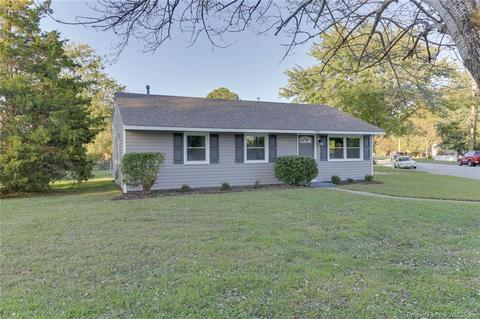 2001 Bancroft Dr, Hampton, VA 23663 photo 2