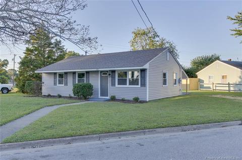 2001 Bancroft Dr, Hampton, VA 23663 photo 4