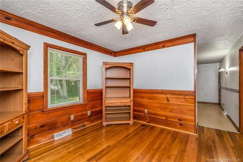 15 Briar Dr, Hampton, VA 23661 photo 13