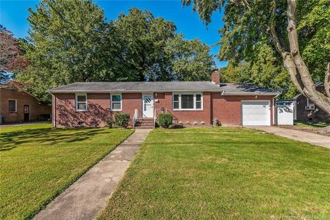 15 Briar Dr, Hampton, VA 23661 photo 1
