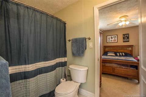 13 Ashe Meadows Dr, Hampton, VA 23664 photo 33