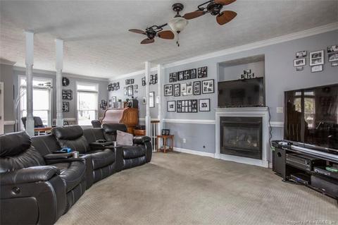 13 Ashe Meadows Dr, Hampton, VA 23664 photo 8