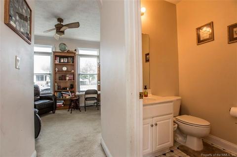 13 Ashe Meadows Dr, Hampton, VA 23664 photo 16