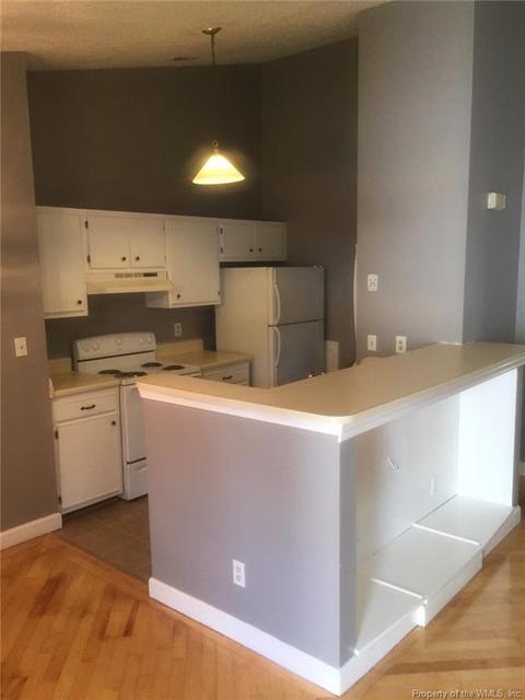 64 Emeraude Plage #B, Hampton, VA 23666 photo 3