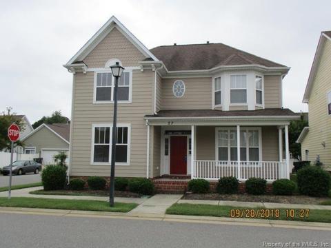 27 Rockingham Dr, Hampton, VA 23669 photo 2