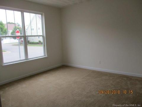 27 Rockingham Dr, Hampton, VA 23669 photo 20