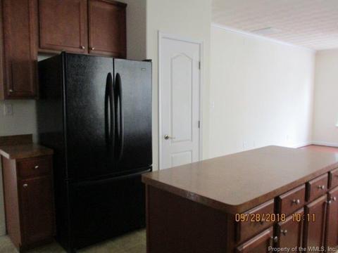 27 Rockingham Dr, Hampton, VA 23669 photo 14