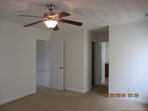 27 Rockingham Dr, Hampton, VA 23669 photo 35