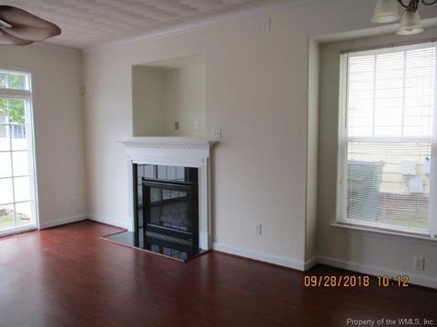 27 Rockingham Dr, Hampton, VA 23669 photo 7
