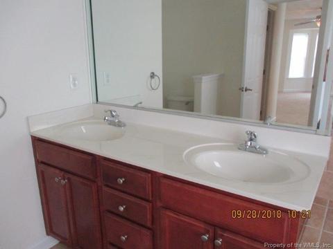 27 Rockingham Dr, Hampton, VA 23669 photo 40