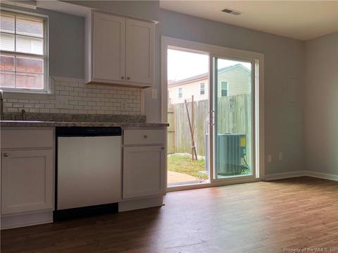 1803 Olde Buckingham Rd, Hampton, VA 23669 photo 10