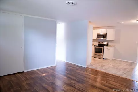 2003 Scollin Cir, Hampton, VA 23663 photo 11