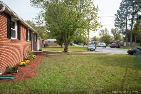2003 Scollin Cir, Hampton, VA 23663 photo 3