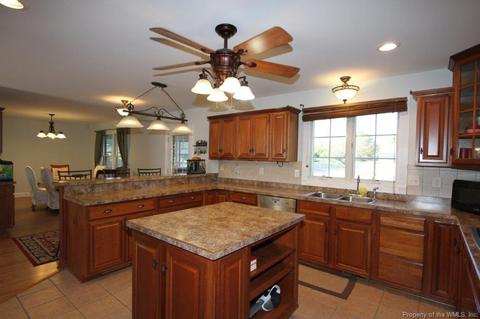 1339 N Mallory St, Hampton, VA 23663 photo 8
