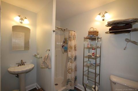 1339 N Mallory St, Hampton, VA 23663 photo 16