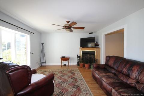 1339 N Mallory St, Hampton, VA 23663 photo 5