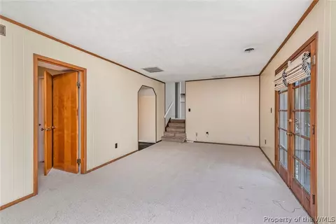 105 Tanglewood Dr, Hampton, VA 23666 photo 13