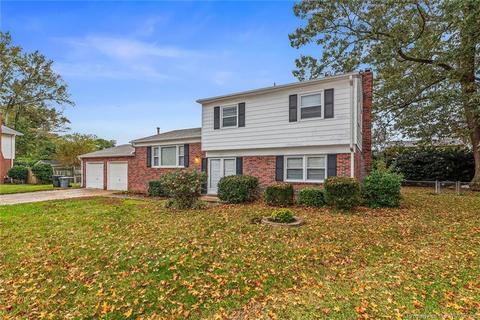 105 Tanglewood Dr, Hampton, VA 23666 photo 2
