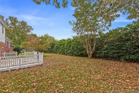 105 Tanglewood Dr, Hampton, VA 23666 photo 26