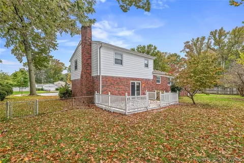 105 Tanglewood Dr, Hampton, VA 23666 photo 25