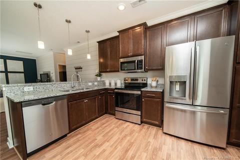 1403 Tides Edge Ct, Hampton, VA 23666 photo 3